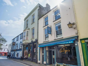 Tipyn O Haul - 1 Bed Apartment - Tenby