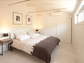 Windhover Villa