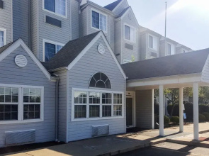 Americas Best Value Inn & Suites - N. Lima/Boardman