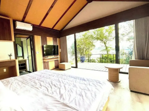 Coto Village Resort