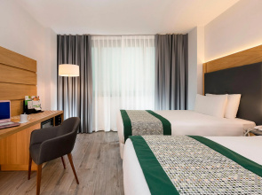 Holiday Inn Naples by IHG