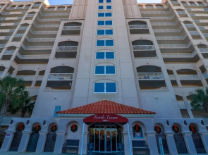 North Tower #802 3 Bedroom Condo by RedAwning