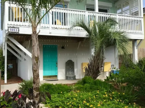 A Saltwater Cottage 4 Bedrooms 2 Bathrooms Home