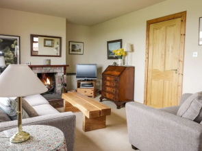 Courtyard Cottage