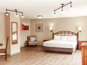 Aarchway Inn