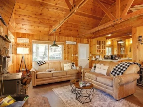 3 Mi to Big Trees State Park: Cabin w/ Scenic Deck