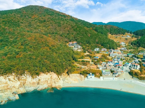 Geojae Yeowool Aegyun Pension