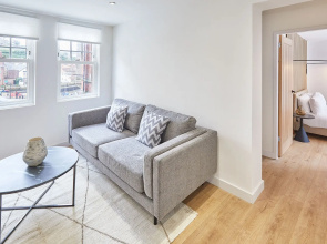 Host Stay Simply Scandi Golden Lion Apartments