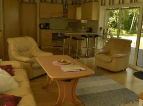 Mere Holiday House
