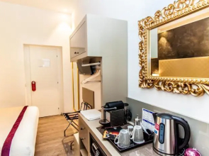 Rhea Silvia Luxury Rooms