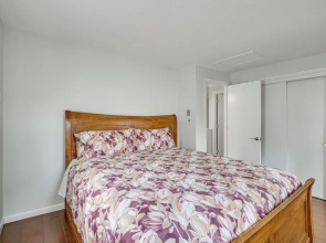 Quaint Bristol Townhome ~ 14 Mi to West Hartford!
