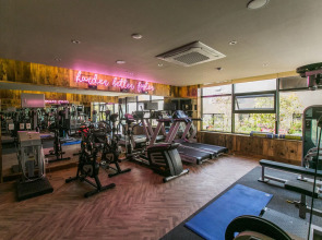 February Hotel The Signature Dongseongro