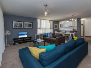 Westpoint, Unit 10/2 Thurlow Avenue