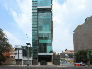 Beautiful and Comfortable Rooftop Suite