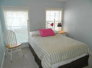 Delaware Avenue 16B
