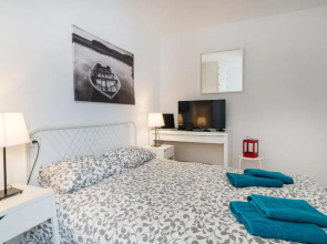 Beautiful apartment stylish village house @ Center Cadaqués