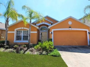 Fabulous 3 Bed Villa - Privacy & South Facing Pool, Davenport, US
