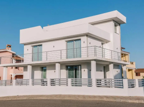 Villa Riviera