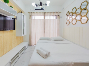 Relaxing Studio Room At Sky House Bsd Apartment