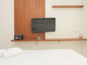 Nice and Elegant Studio at Riverview Jababeka Apartment