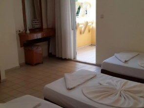 Caner Hotel