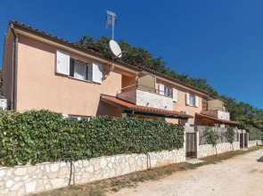 Amazing Home in Pula With Wifi and 2 Bedrooms