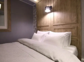 Gumi Indong Hotel Comma