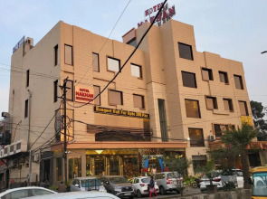 Hotel Makhan Residency
