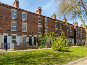 Newly Renovated Warm & Cosy 3bed House