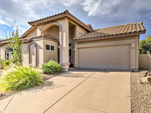 Gold Canyon Getaway w/ Golf + Community Perks