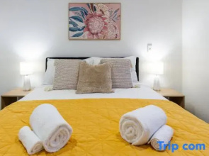 City Stadium Stay CBD Apartment