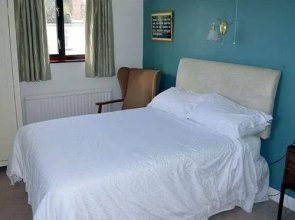 Newlands Country House