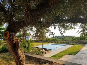 Villa Eleni - Garden Pool Retreat Near Kardamili