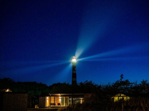 Ameland Lodge w/ Veranda