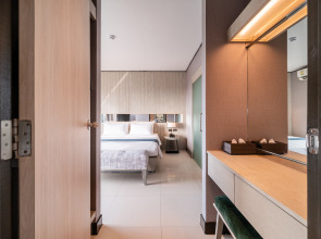 Manhattan Pattaya Hotel