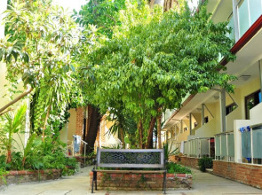 Tropic Beach Club Side