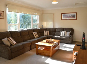 Orana Flat 1- Bright VIC