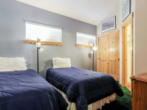 Family Fun Condo Stay for 6!