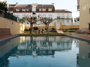 Apartamento Bellamar con terraza y piscina