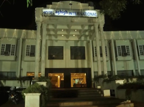 Hotel Ashish International