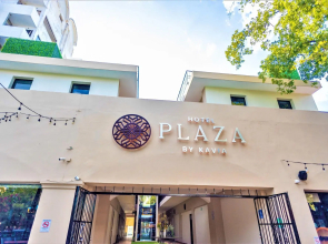 Hotel Plaza by Kavia