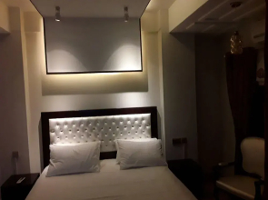luxes Inn