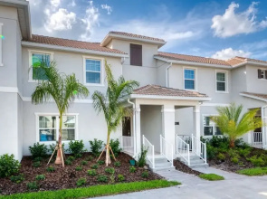 Beautiful House Great Location Private Pool