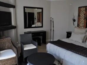 Rivertides 6 Apartment