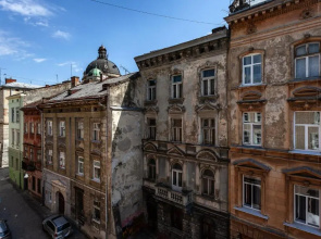 Four bedrooms apartment in the heart of Lviv