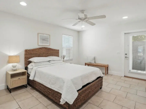 Panama City Beach Vacation Rental ~ 1 Mi to Beach!