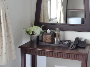 Rambuttri Village Inn & Plaza