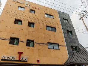 Suwon Tan