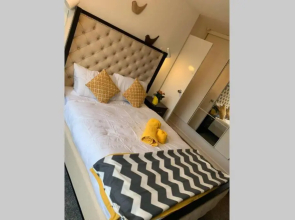 4 Bedroom House Coventry Hosted By SnoozeNow
