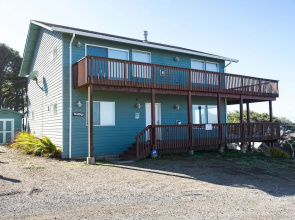 Ocean Vista Getaway by RedAwning